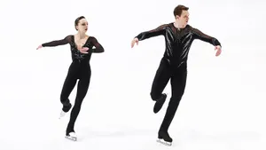 Live: самые титулованные фигуристы России снова сражаются друг с другом — Бойкова / Козловский vs Мишина / Галлямов