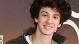 Новая роль Марка Эйдельштейна: звезда «Аноры» впервые исполнил роль на английском языке — в «Становясь Капой»