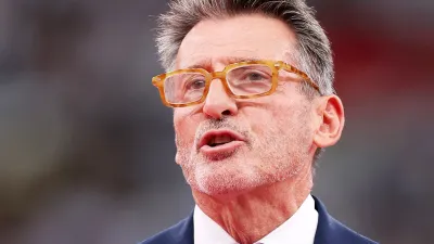 Себастьян Коу