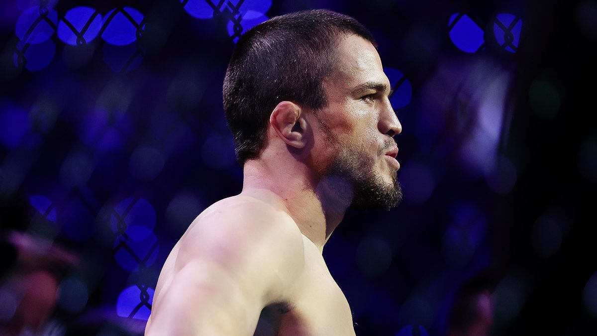 Волков победил лютого борца, брат Хабиба разорвал американца. Впереди чемпионские бои: LIVE