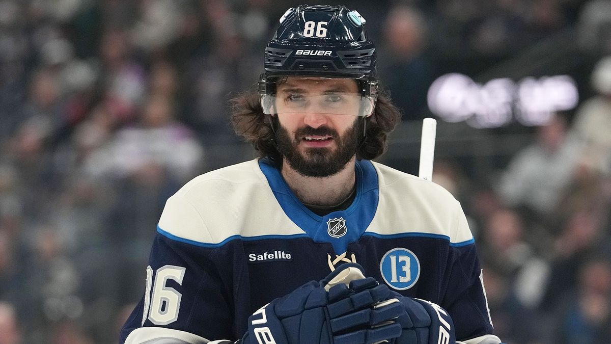 Марченко с передачи Воронкова забил победный гол в матче с «Тампой»