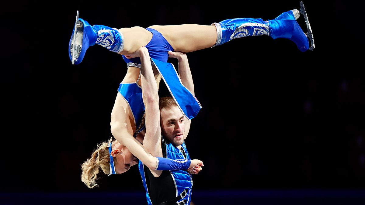 Прыгнувший 7 четверных Илья Малинин упал с тройного, а ученик русского тренера шокировал трюком с юной звездой