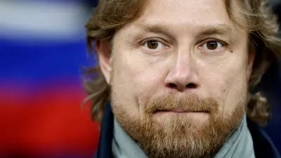 Валерий Карпин