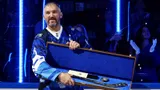 Овечкин подарил драгоценный раритет ноунейму из Швеции! Как Ови решился расстаться с уникальной клюшкой?