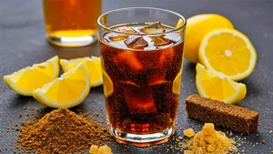 Этот напиток свел с ума всю Россию 200 лет назад, а теперь его не купить. Как готовить тот самый «Лампопо»