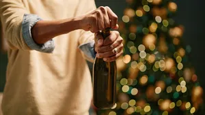 Оказывается, шампанское в Новый год можно пить не всем — откажитесь, если есть эти заболевания