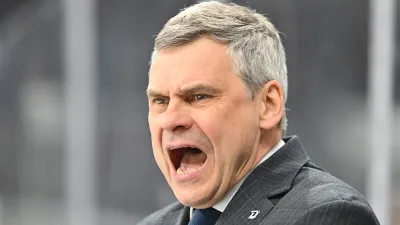 Дмитрий Квартальнов