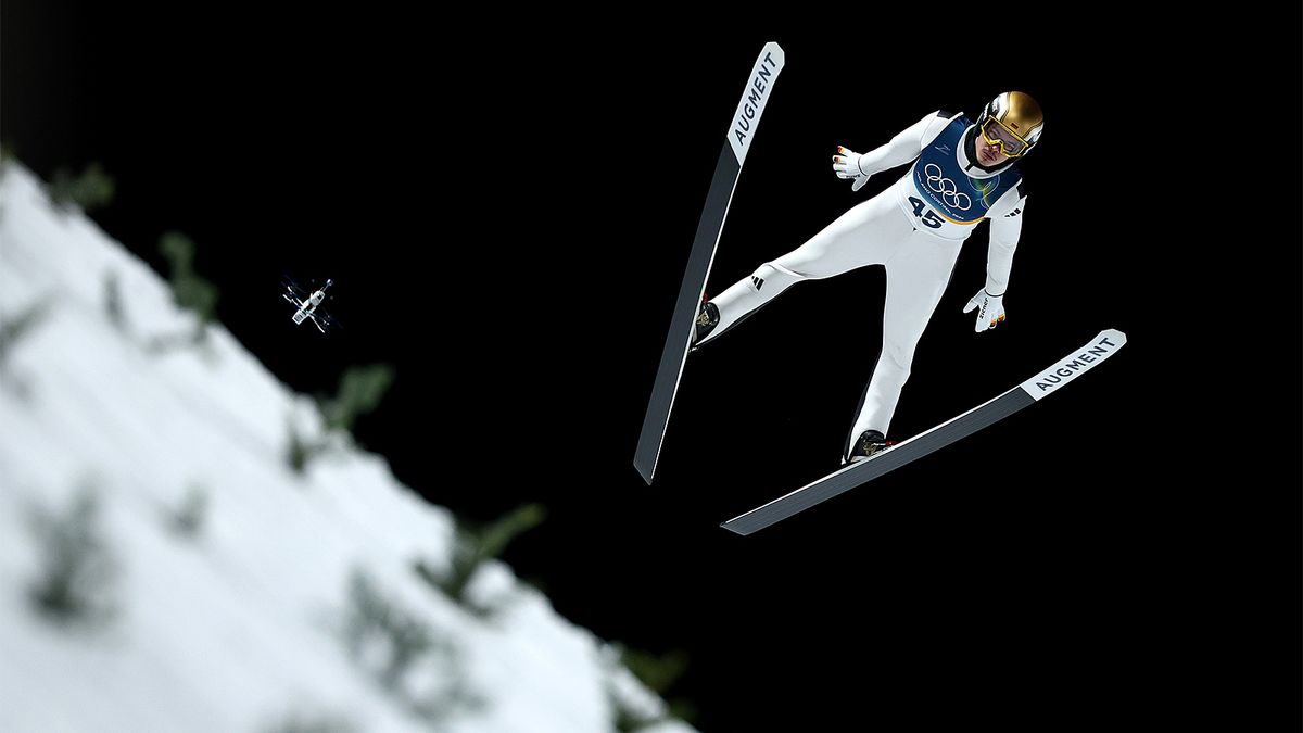 Немец Раймунд выиграл золото ОИ-2026 на нормальном трамплине