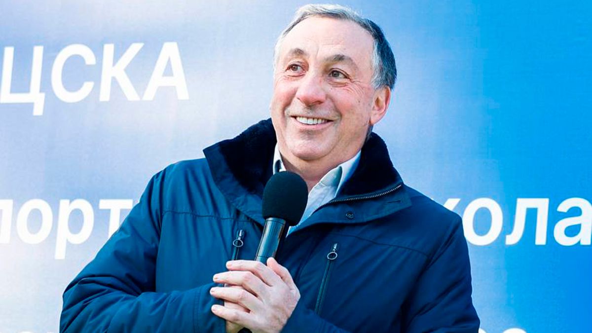 Президент ЦСКА Гинер про разговоры о том, что у Зенита много болельщиков: Говорят, что кур доят