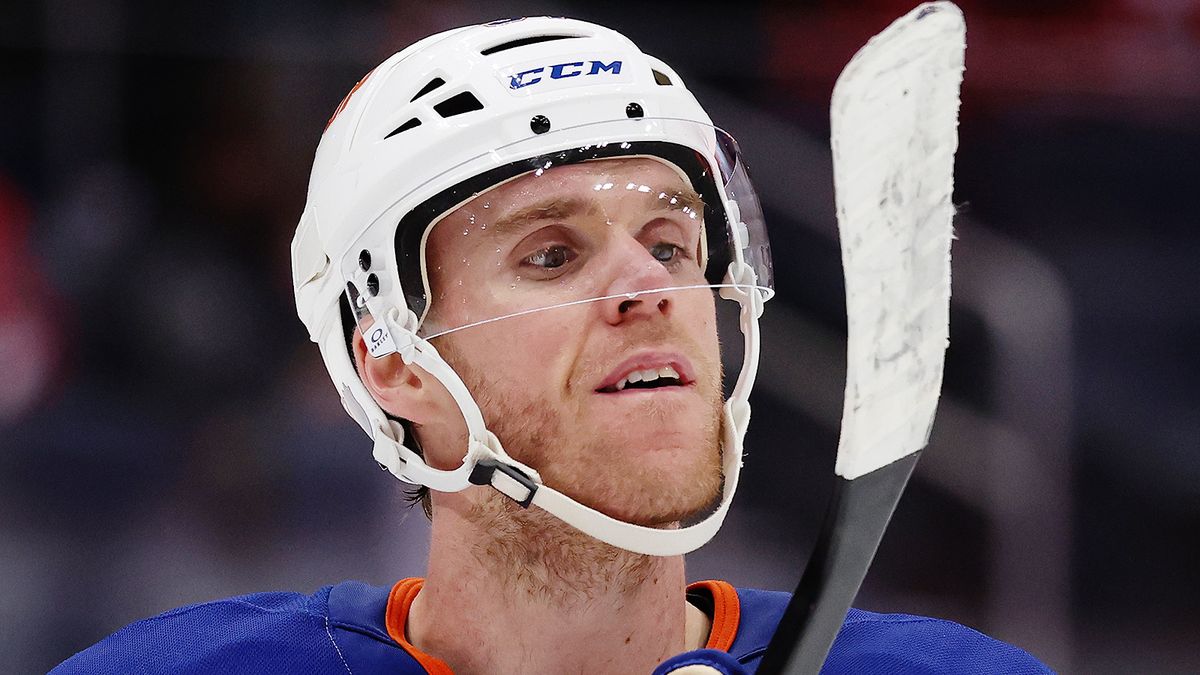 Голы Подколзина и Макдэвида не спасли «Эдмонтон» от поражения в матче с «Баффало»