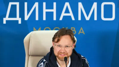 Валерий Карпин