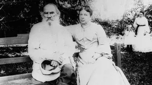 Лев Толстой объяснил, что важно иметь, чтобы жениться: слова классика актуальны до сих пор