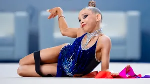 Новая звездочка Кабаевой уже сражается с главной русской звездой гимнастики. Как завершился сезон России