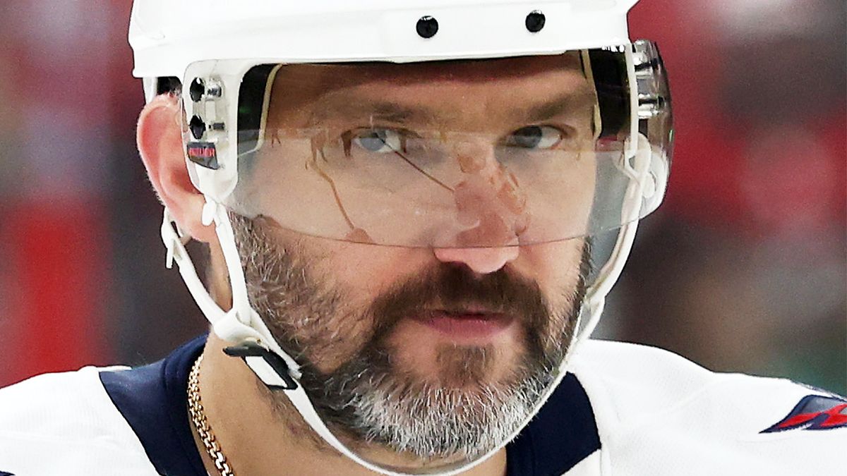 Овечкин забил лишь 2 гола в 11 матчах нового сезона НХЛ: «Ему уже 40. Нет легкости, энергетики и заряженности»