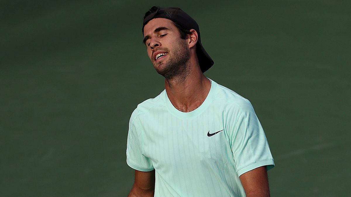 Хачанов вылетел из топ-10 рейтинга ATP, сохранив звание первой ракетки России