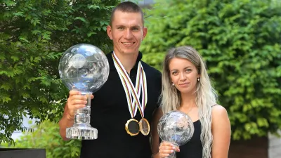 Александр Большунов