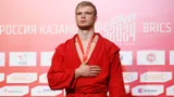 «Всякие шмары нам не нужны». Комментатор в прямом эфире назвал русского спортсмена женихом и обратился к девушкам