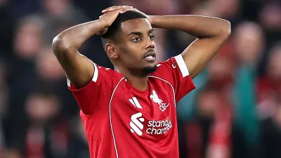 Александер Исак, ФК Ливерпуль