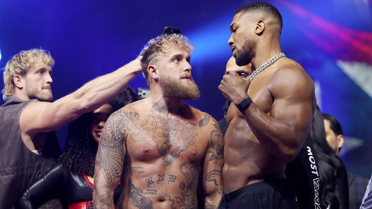 Джошуа нокаутировал Джейка Пола на вечере бокса в Майами