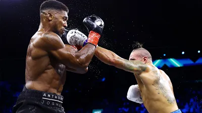 Александр Усик, Энтони Джошуа