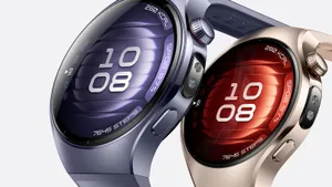 В Россию привезли флагманские часы Huawei Watch 5: стальной корпус, сапфировое стекло и боковой сенсор X-Tap