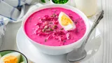 Холодный суп, который готовится быстрее окрошки: рецепт холодника на кефире