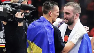 Лучший тяж России стал чемпионом благодаря украинцу. Усик подарил Гассиеву уникальное достижение 