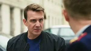Новые «Мосгаз» и «Невский»: какие сериалы смотреть на ТВ этой осенью — премьеры НТВ, Первого, России-1