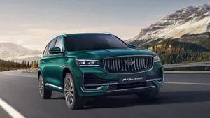 Бестселлер Geely Monjaro начали собирать в Беларуси: он стал лучше и дешевле
