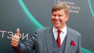 Дмитрий Губерниев
