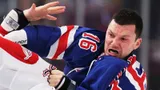 «Придурки, убирайте свою гребаную машину!» Бывший тафгай «Рейнджерс» угрожал подросткам на парковке