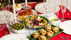 Как снизить калорийность новогодних блюд: эти советы помогут избежать переедания и набора веса