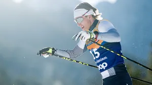 Лыжник Коростелев устроил безумную гонку на финальном этапе «Тур де Ски». Медаль ускользнула на последних 30 метрах