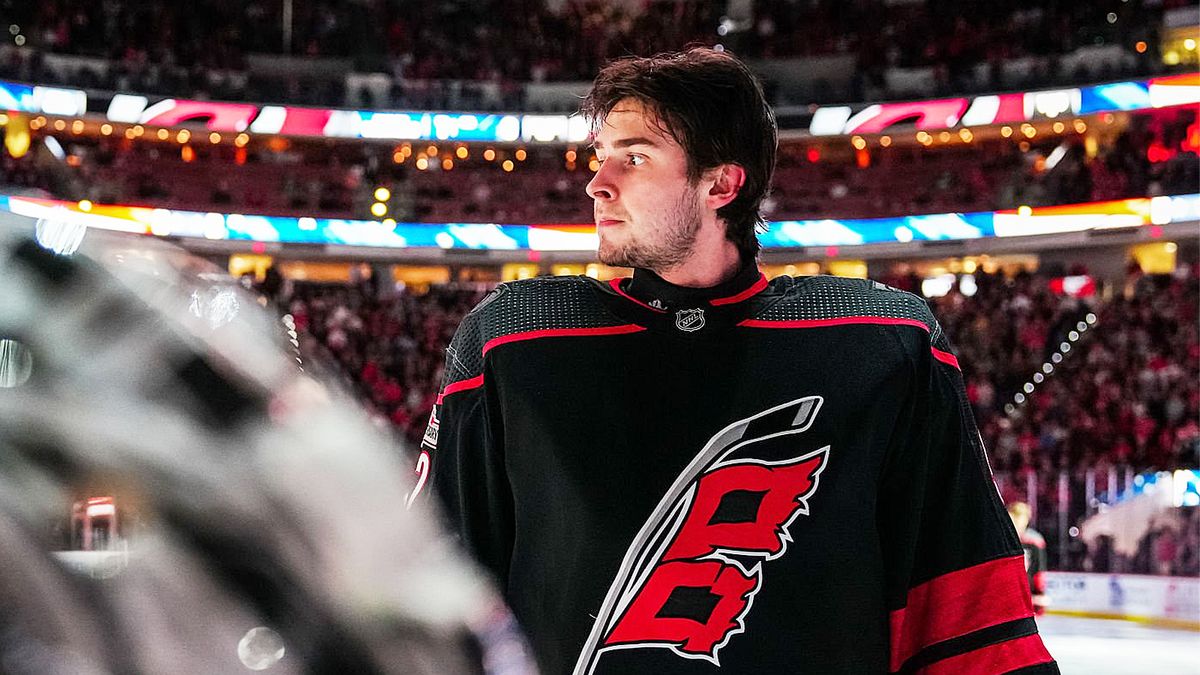 «Каролина» сообщила о новой травме Кочеткова