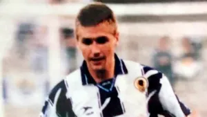 Легендарный футболист СССР влез в ипотеку и потерял все: вот на чем он погорел