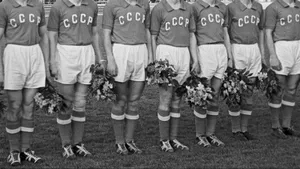 Легендарная победа футболистов СССР, о которой не знает большинство: вынесли именитых иностранцев