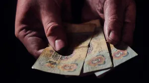 Этим трюком с пятирублевой купюрой СССР хоккеисты издевались над простыми гражданами: «Весело было!»