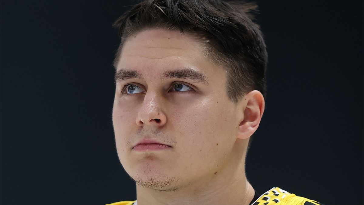 Плющев: «Аймурзин в состоянии адаптироваться в НХЛ, возраст позволяет»