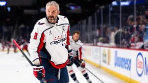 Овечкин пережил громкий позор: его не пощадила неудержимая русская банда! Капризов и компания раздавили «Вашингтон»