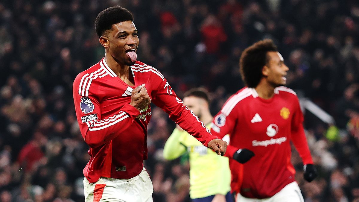 «Манчестер Юнайтед» ушел от поражения в игре с «Ноттингем Форест», сравняв счет на 81-й минуте