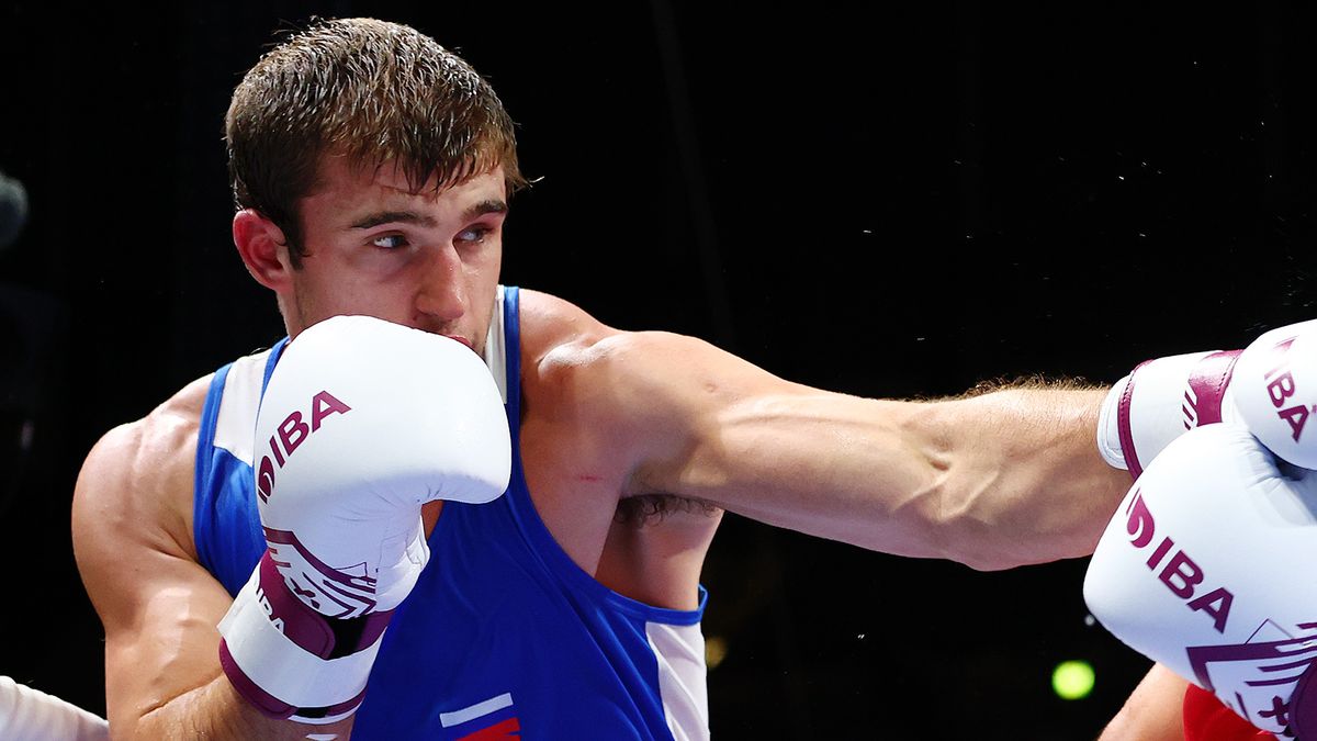 Российский боксер Суров: «Я вполне способен выиграть у Усика»