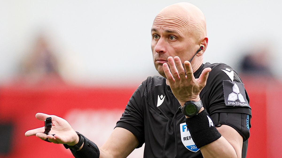 Карасев не назначил пенальти в ворота «Ахмата» после просмотра VAR