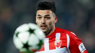 Неманья Радоньич