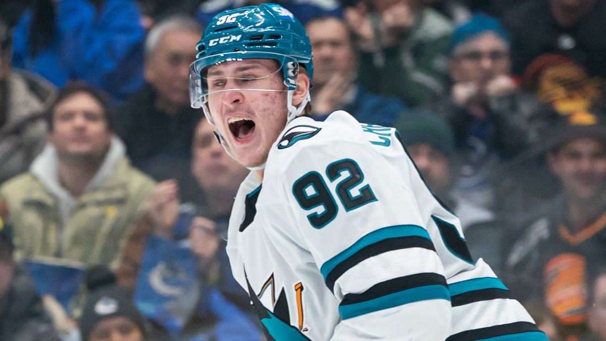 Чернышов получил серьезную травму после хита защитника «Монреаля». Россиянин дважды упал при попытки подняться