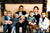 «Зачем тебя взяли?» Семак рассказал об отношениях родных детей и приемной дочери