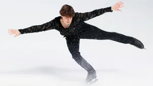 Беременная Трусова появилась на публике, четверной аксель в России. Чем запомнился чемпионат по прыжкам-2025