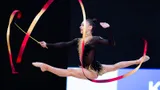 Гимнастка-чемпионка России в последний день КМ взяла медаль и обошла суперчемпионок. И это в самом сложном виде