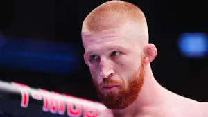 Главная надежда США в UFC громко провалится на родине. Прогноз на Рейнир де Риддер — Бо Никал