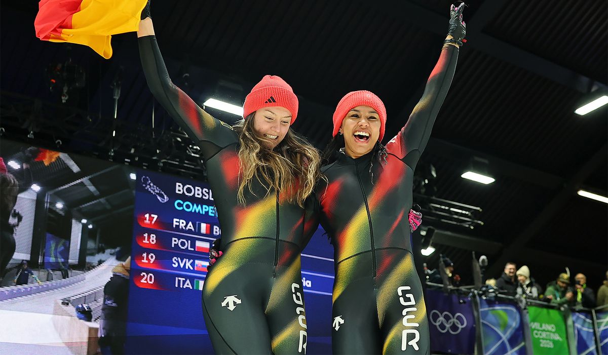 Немецкие бобслеистки Нольте и Леви завоевали золото ОИ-2026 в двойках