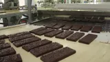Этот придуманный в СССР торт сегодня мало кто стал бы есть, а в свое время он был известен — что за «Любительский»